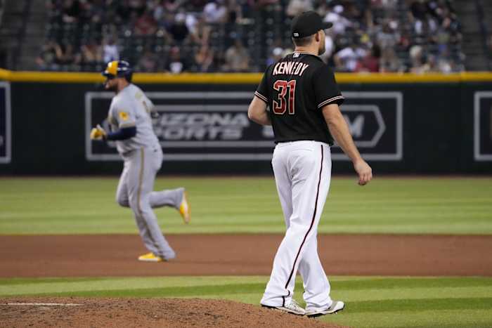 Ian Kennedy giving up homer to Rowdy Tellez